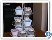 Svatební  dortík a cupcakes v šedo-růžové barvě